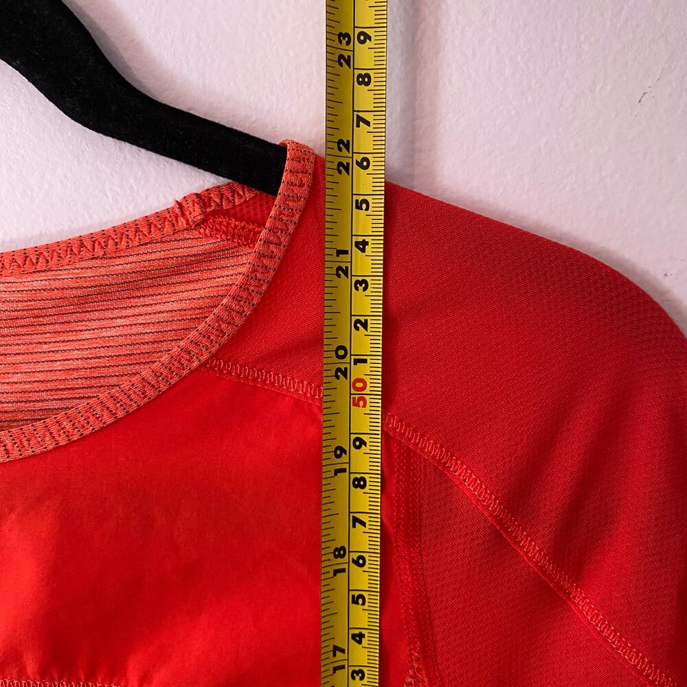 Lululemon Coral Orange Fast Track Short Sleeve Tee Athleisure Women's size 2 - Picture 9 of 9